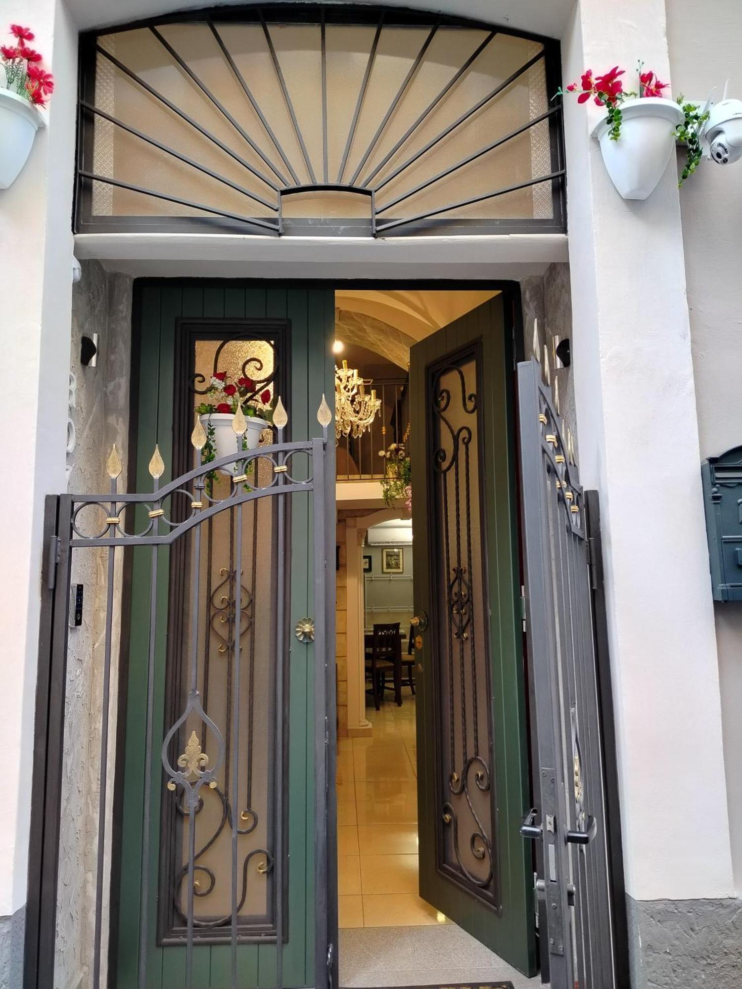 Royal House Apartamento Catania